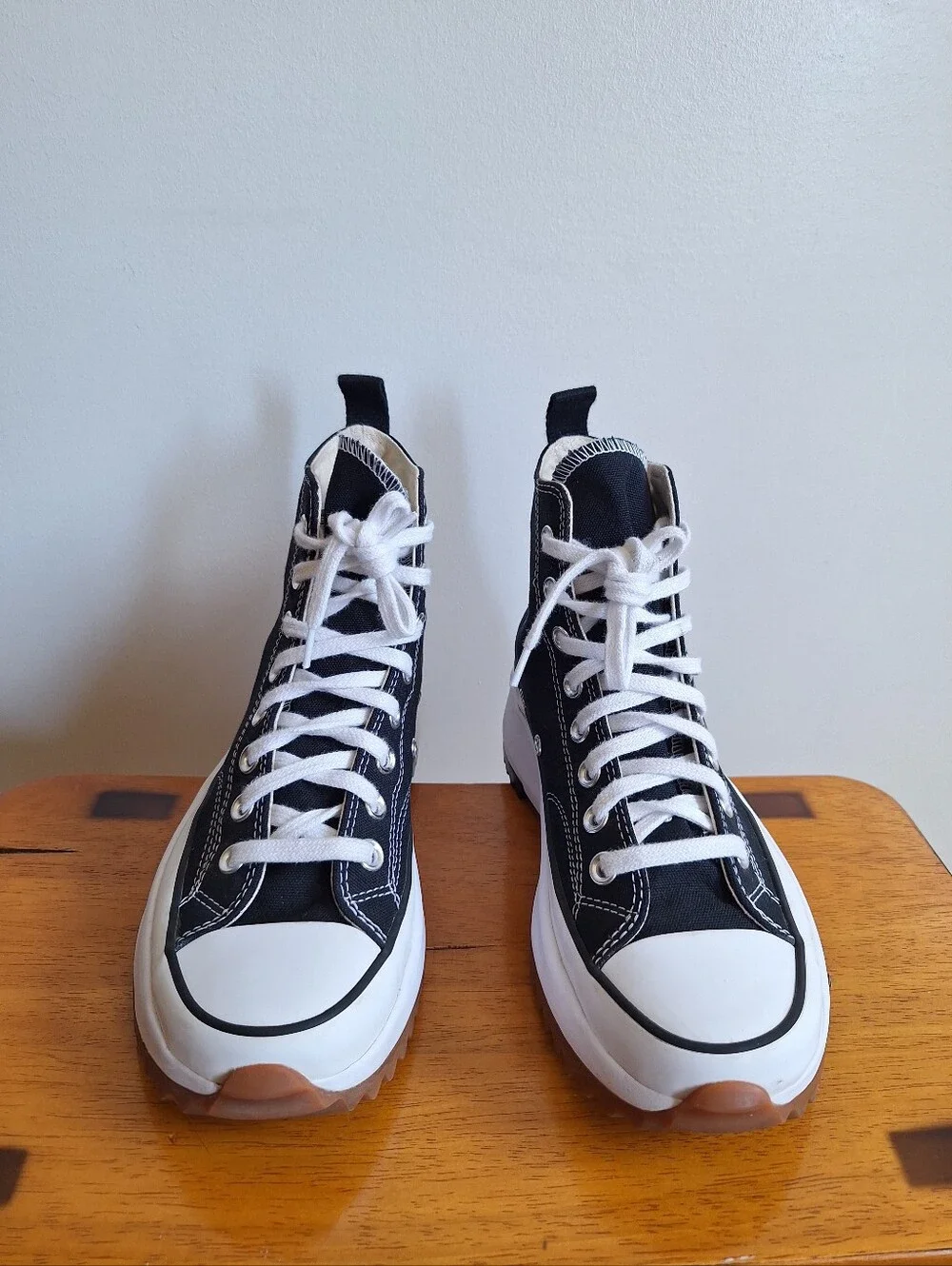 Converse high top